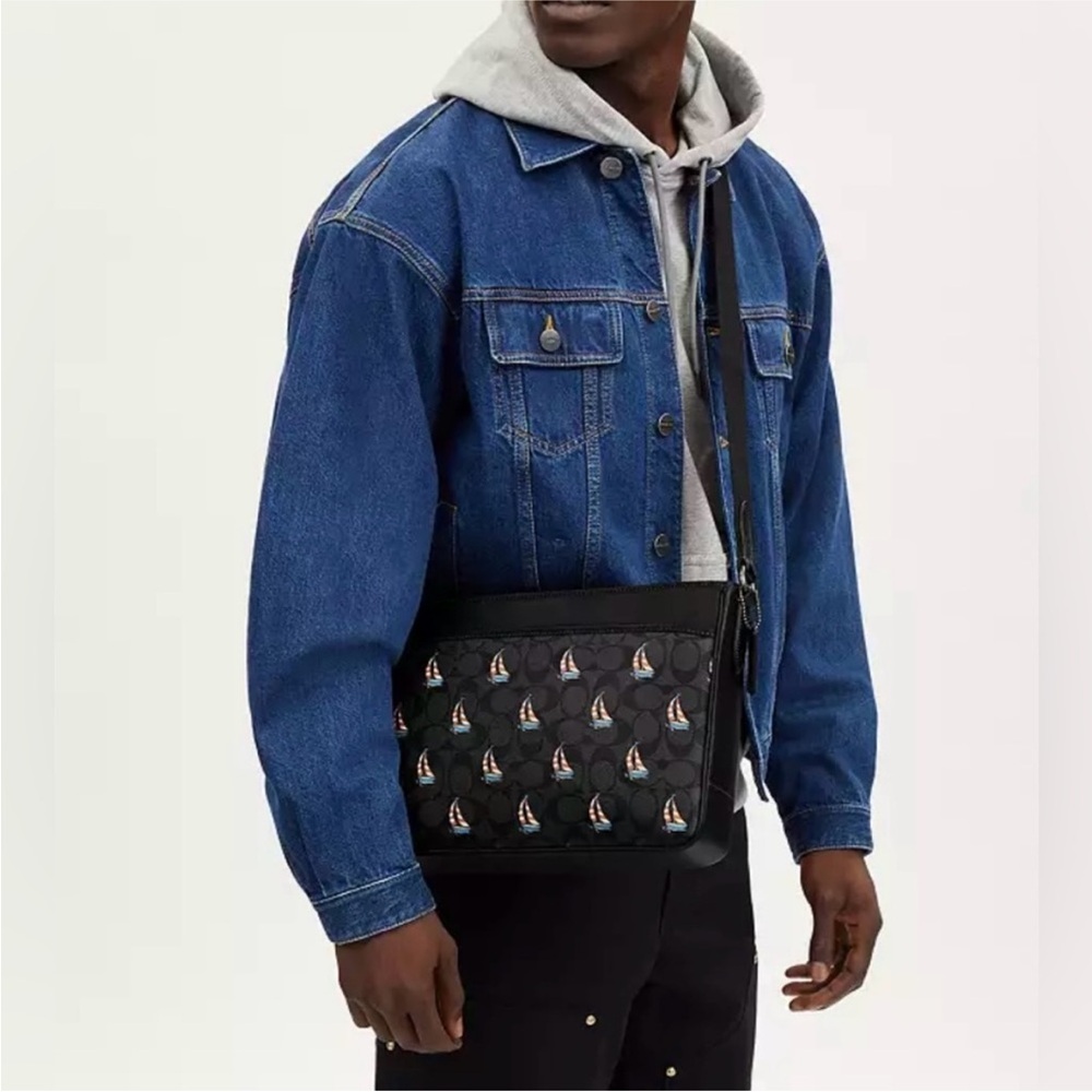 Coach Black Sailboat Print Men's Bag - Picture 7 of 13